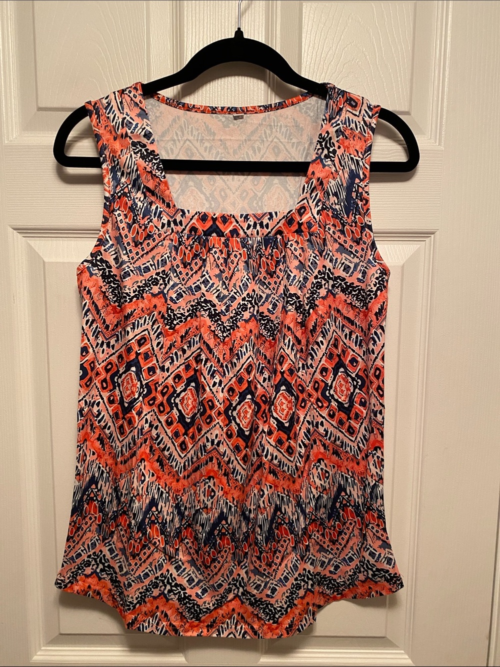 Women's Square Neck Sleeveless Top -Aztec Print…size S